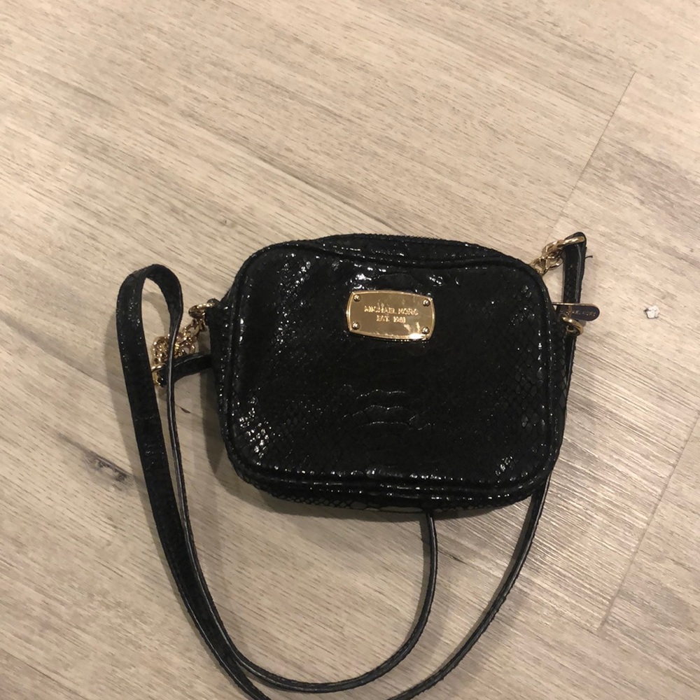 Crossbody bag